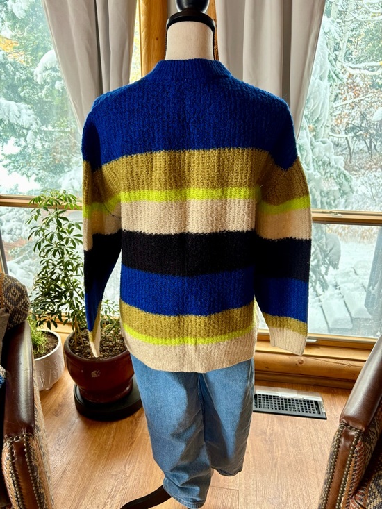 XS H&M Absolutely Adorable striped Knit Sweater in Blue, Black, Olive & Cream. - Picture 2 of 5